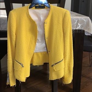 Yellow jacket from zara